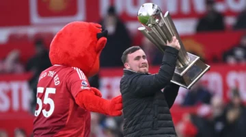 نجم السهام لوك ليتلر يطالب مانشستر يونايتد بضم هدف من الدوري الألماني